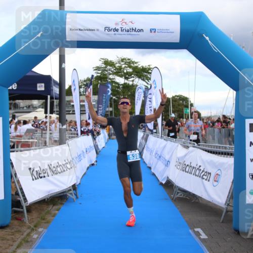 16.08.2026 - KN Förde Triathlon 2026 Markus Tischler http://msf.ph/oto/10001789 16.08.2026 13:40:52 Ziel 530, 530 meine-sportfotos.de