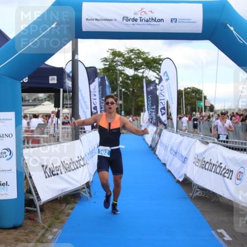 16.08.2026 - KN Förde Triathlon 2026 Markus Tischler http://msf.ph/oto/10001800 16.08.2026 13:41:24 Ziel 502, 502 meine-sportfotos.de