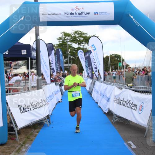 16.08.2026 - KN Förde Triathlon 2026 Markus Tischler http://msf.ph/oto/10001806 16.08.2026 13:41:33 Ziel 528, 528 meine-sportfotos.de