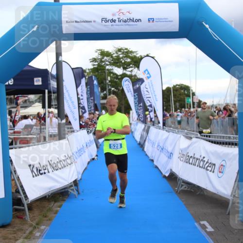 16.08.2026 - KN Förde Triathlon 2026 Markus Tischler http://msf.ph/oto/10001807 16.08.2026 13:41:33 Ziel 528, 528 meine-sportfotos.de
