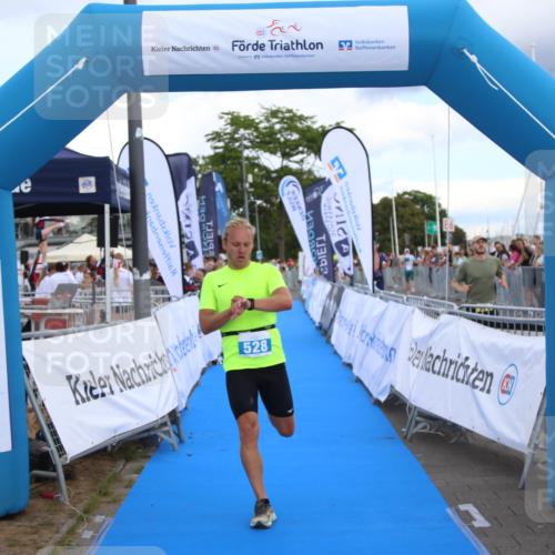 16.08.2026 - KN Förde Triathlon 2026 Markus Tischler http://msf.ph/oto/10001809 16.08.2026 13:41:33 Ziel 528, 528 meine-sportfotos.de