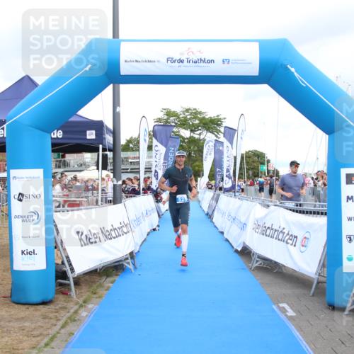 16.08.2026 - KN Förde Triathlon 2026 Markus Tischler http://msf.ph/oto/10001837 16.08.2026 13:43:52 Ziel 513, 525, 513, 525 meine-sportfotos.de
