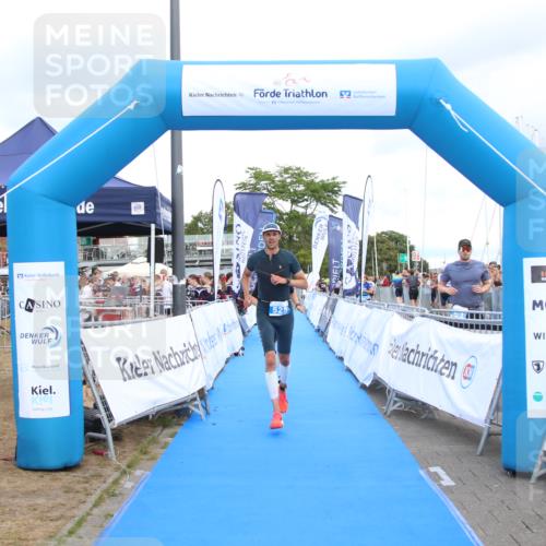 16.08.2026 - KN Förde Triathlon 2026 Markus Tischler http://msf.ph/oto/10001840 16.08.2026 13:43:53 Ziel 513, 525, 513, 525 meine-sportfotos.de
