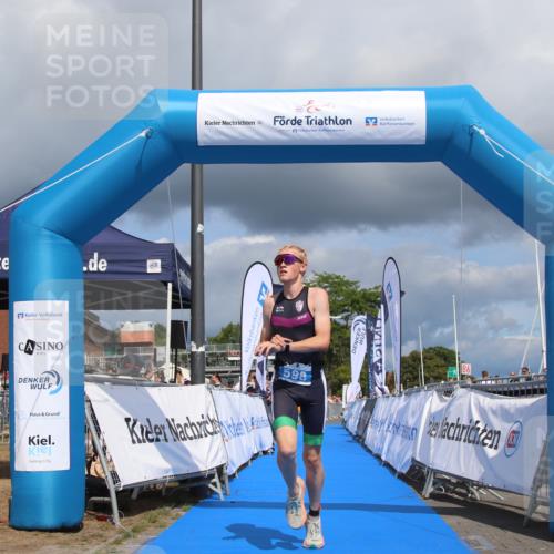 16.08.2026 - KN Förde Triathlon 2026 Markus Tischler http://msf.ph/oto/10002011 16.08.2026 13:48:30 Ziel 598, 598 meine-sportfotos.de
