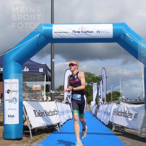 16.08.2026 - KN Förde Triathlon 2026 Markus Tischler http://msf.ph/oto/10002012 16.08.2026 13:48:30 Ziel 598, 598 meine-sportfotos.de