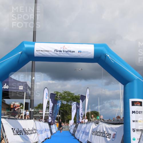16.08.2026 - KN Förde Triathlon 2026 Markus Tischler http://msf.ph/oto/10002014 16.08.2026 13:48:46 Ziel 557, 557 meine-sportfotos.de
