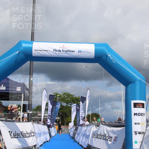 16.08.2026 - KN Förde Triathlon 2026 Markus Tischler http://msf.ph/oto/10002016 16.08.2026 13:48:46 Ziel 557, 557 meine-sportfotos.de