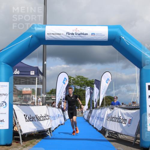 16.08.2026 - KN Förde Triathlon 2026 Markus Tischler http://msf.ph/oto/10002017 16.08.2026 13:48:52 Ziel 557, 557 meine-sportfotos.de