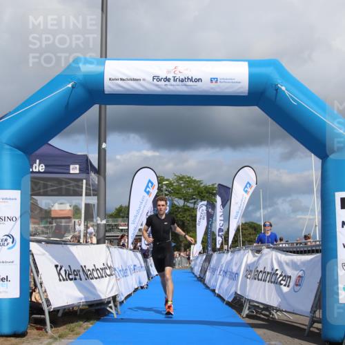 16.08.2026 - KN Förde Triathlon 2026 Markus Tischler http://msf.ph/oto/10002018 16.08.2026 13:48:52 Ziel 557, 557 meine-sportfotos.de