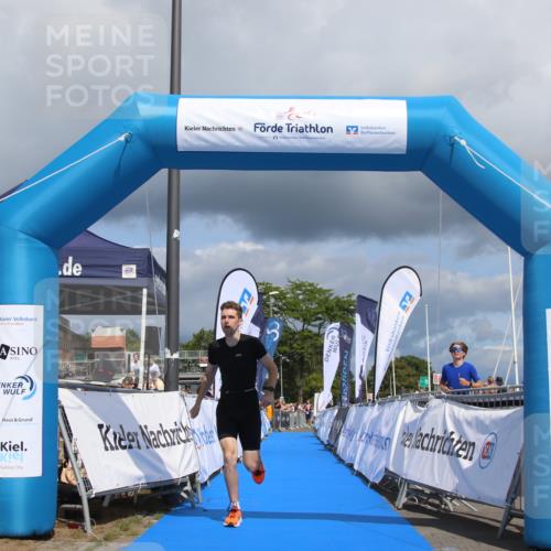 16.08.2026 - KN Förde Triathlon 2026 Markus Tischler http://msf.ph/oto/10002023 16.08.2026 13:48:52 Ziel 557, 557 meine-sportfotos.de