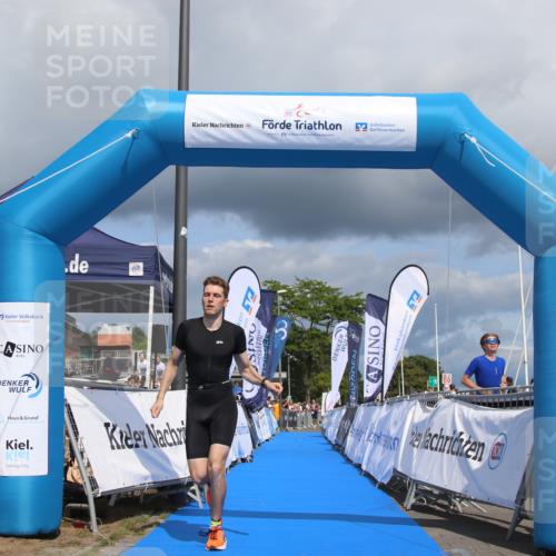 16.08.2026 - KN Förde Triathlon 2026 Markus Tischler http://msf.ph/oto/10002027 16.08.2026 13:48:53 Ziel 557, 557 meine-sportfotos.de