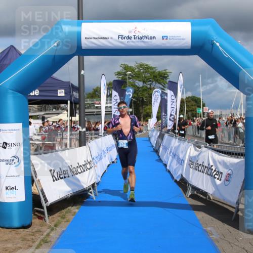16.08.2026 - KN Förde Triathlon 2026 Markus Tischler http://msf.ph/oto/10002030 16.08.2026 13:49:06 Ziel 558, 558 meine-sportfotos.de