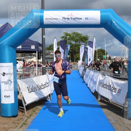 16.08.2026 - KN Förde Triathlon 2026 Markus Tischler http://msf.ph/oto/10002036 16.08.2026 13:49:06 Ziel 558, 558 meine-sportfotos.de