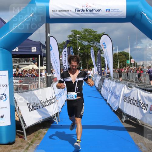 16.08.2026 - KN Förde Triathlon 2026 Markus Tischler http://msf.ph/oto/10002047 16.08.2026 13:49:49 Ziel 590, 701, 705, 590, 701, 705 meine-sportfotos.de
