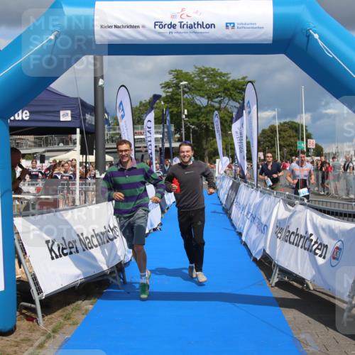 16.08.2026 - KN Förde Triathlon 2026 Markus Tischler http://msf.ph/oto/10002062 16.08.2026 13:49:59 Ziel 701, 705, 701, 705 meine-sportfotos.de