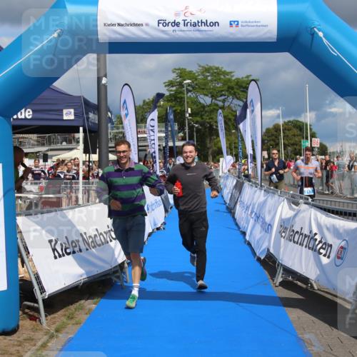 16.08.2026 - KN Förde Triathlon 2026 Markus Tischler http://msf.ph/oto/10002063 16.08.2026 13:49:59 Ziel 701, 705, 701, 705 meine-sportfotos.de