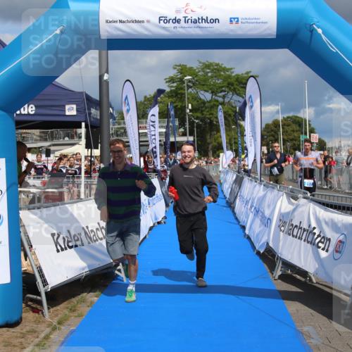 16.08.2026 - KN Förde Triathlon 2026 Markus Tischler http://msf.ph/oto/10002064 16.08.2026 13:49:59 Ziel 701, 705, 701, 705 meine-sportfotos.de