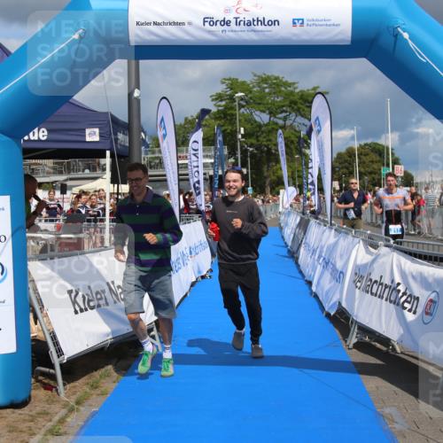16.08.2026 - KN Förde Triathlon 2026 Markus Tischler http://msf.ph/oto/10002065 16.08.2026 13:49:59 Ziel 701, 705, 701, 705 meine-sportfotos.de