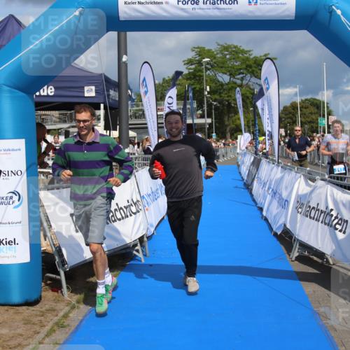 16.08.2026 - KN Förde Triathlon 2026 Markus Tischler http://msf.ph/oto/10002069 16.08.2026 13:49:59 Ziel 701, 705, 701, 705 meine-sportfotos.de