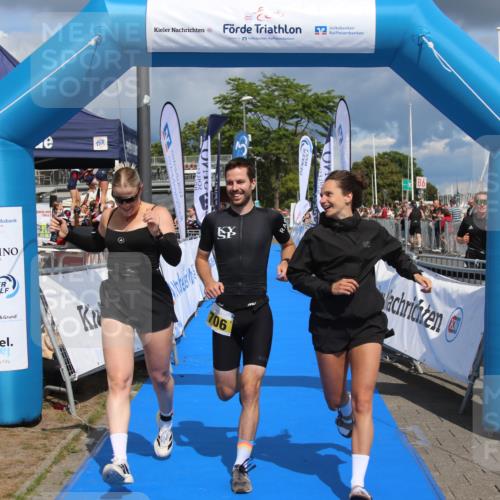 16.08.2026 - KN Förde Triathlon 2026 Markus Tischler http://msf.ph/oto/10002090 16.08.2026 13:50:42 Ziel 559, 706, 559, 706 meine-sportfotos.de
