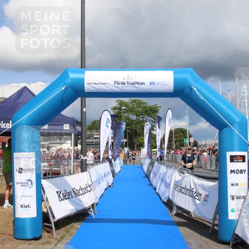 16.08.2026 - KN Förde Triathlon 2026 Markus Tischler http://msf.ph/oto/10002092 16.08.2026 13:51:14 Ziel 568, 568 meine-sportfotos.de