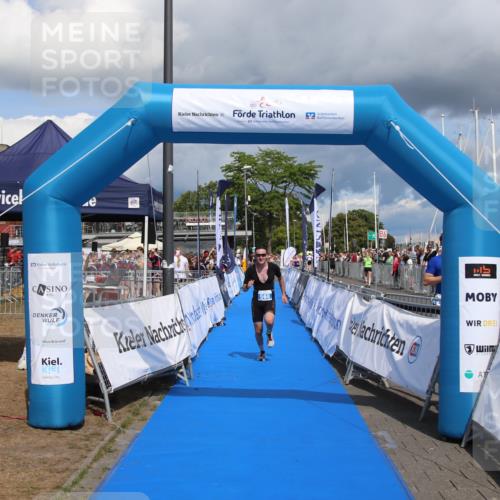 16.08.2026 - KN Förde Triathlon 2026 Markus Tischler http://msf.ph/oto/10002093 16.08.2026 13:51:21 Ziel 568, 568 meine-sportfotos.de