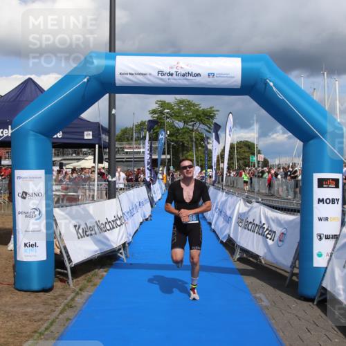 16.08.2026 - KN Förde Triathlon 2026 Markus Tischler http://msf.ph/oto/10002103 16.08.2026 13:51:22 Ziel 568, 568 meine-sportfotos.de
