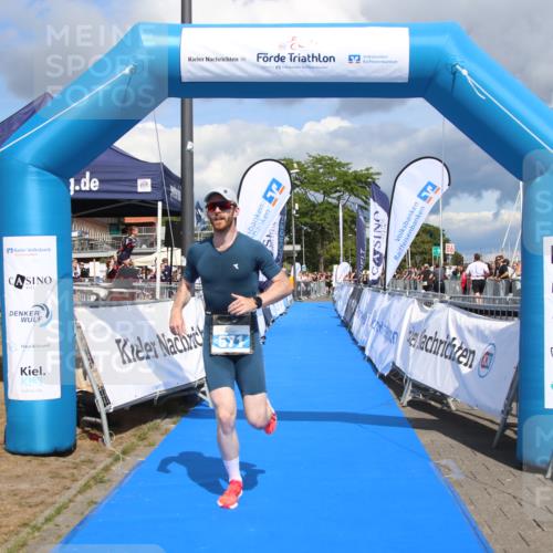 16.08.2026 - KN Förde Triathlon 2026 Markus Tischler http://msf.ph/oto/10002173 16.08.2026 13:53:04 Ziel 571, 721, 571, 721 meine-sportfotos.de