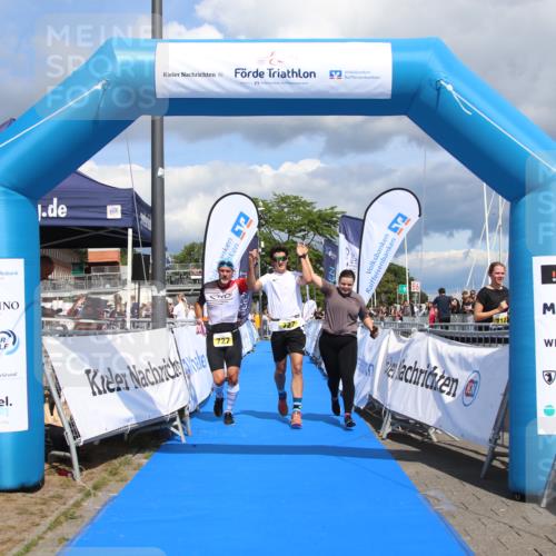 16.08.2026 - KN Förde Triathlon 2026 Markus Tischler http://msf.ph/oto/10002177 16.08.2026 13:53:21 Ziel 588, 727, 588, 727 meine-sportfotos.de