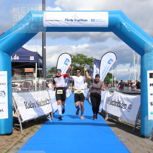 16.08.2026 - KN Förde Triathlon 2026 Markus Tischler http://msf.ph/oto/10002179 16.08.2026 13:53:21 Ziel 588, 727, 588, 727 meine-sportfotos.de