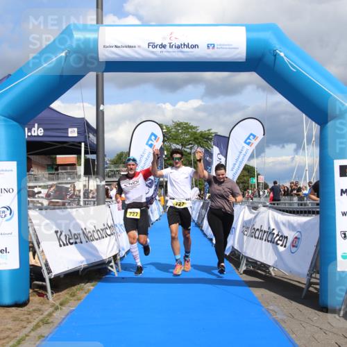 16.08.2026 - KN Förde Triathlon 2026 Markus Tischler http://msf.ph/oto/10002180 16.08.2026 13:53:22 Ziel 588, 727, 588, 727 meine-sportfotos.de