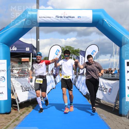 16.08.2026 - KN Förde Triathlon 2026 Markus Tischler http://msf.ph/oto/10002187 16.08.2026 13:53:22 Ziel 588, 727, 588, 727 meine-sportfotos.de