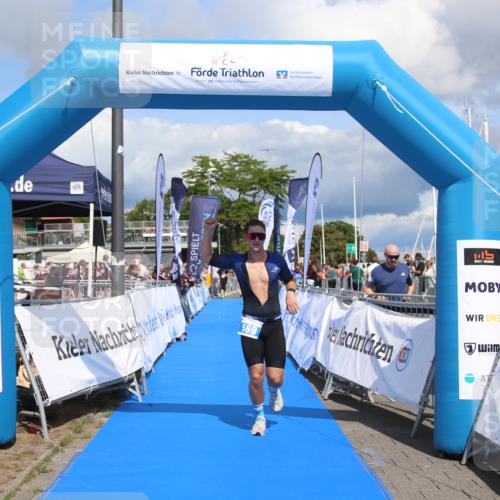 16.08.2026 - KN Förde Triathlon 2026 Markus Tischler http://msf.ph/oto/10002268 16.08.2026 13:55:00 Ziel 569, 569 meine-sportfotos.de