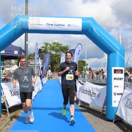 16.08.2026 - KN Förde Triathlon 2026 Markus Tischler http://msf.ph/oto/10002277 16.08.2026 13:55:10 Ziel 738, 738 meine-sportfotos.de