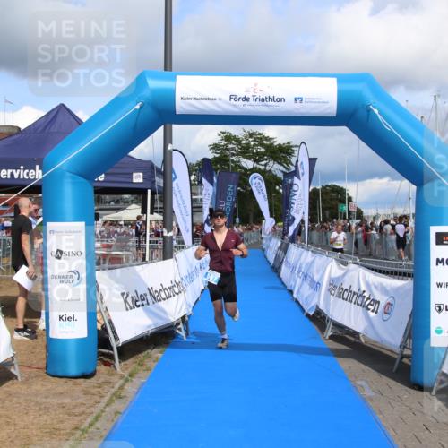 16.08.2026 - KN Förde Triathlon 2026 Markus Tischler http://msf.ph/oto/10002281 16.08.2026 13:55:45 Ziel 567, 567 meine-sportfotos.de