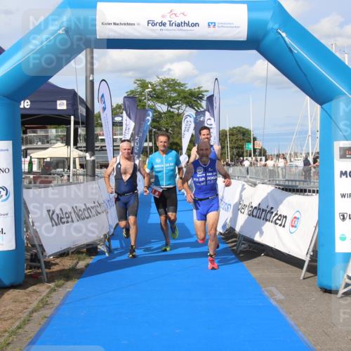 16.08.2026 - KN Förde Triathlon 2026 Markus Tischler http://msf.ph/oto/10003333 16.08.2026 16:26:02 Ziel 0, 1 meine-sportfotos.de