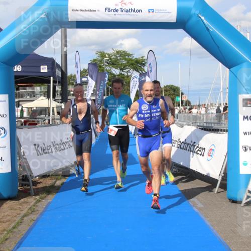 16.08.2026 - KN Förde Triathlon 2026 Markus Tischler http://msf.ph/oto/10003338 16.08.2026 16:26:02 Ziel 0, 1 meine-sportfotos.de