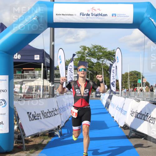 16.08.2026 - KN Förde Triathlon 2026 Markus Tischler http://msf.ph/oto/10003351 16.08.2026 16:30:01 Ziel 0, 6 meine-sportfotos.de