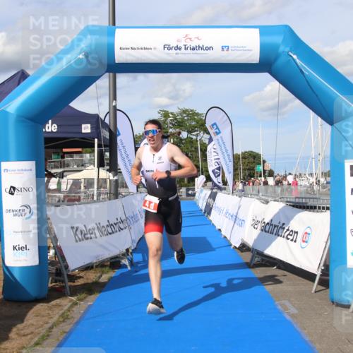 16.08.2026 - KN Förde Triathlon 2026 Markus Tischler http://msf.ph/oto/10003363 16.08.2026 16:30:53 Ziel 0, 0, 4, 9 meine-sportfotos.de