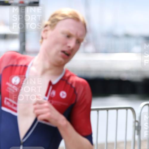 16.08.2026 - KN Förde Triathlon 2026 Antke Förster http://msf.ph/oto/10003390 16.08.2026 13:16:31 Laufen  meine-sportfotos.de