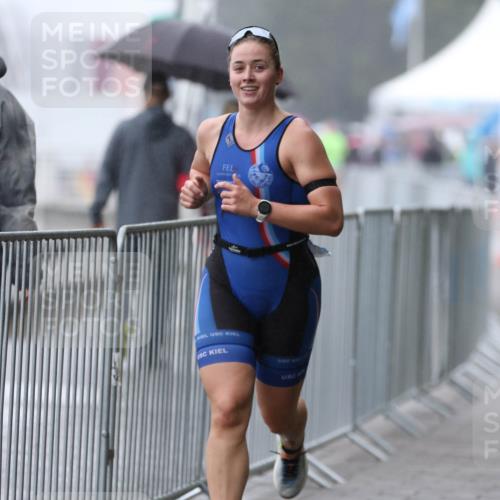 16.08.2026 - KN Förde Triathlon 2026 Antke Förster http://msf.ph/oto/10003427 16.08.2026 09:54:39 Laufen  meine-sportfotos.de