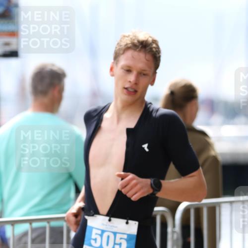 16.08.2026 - KN Förde Triathlon 2026 Antke Förster http://msf.ph/oto/10003429 16.08.2026 13:21:51 Laufen 505 meine-sportfotos.de