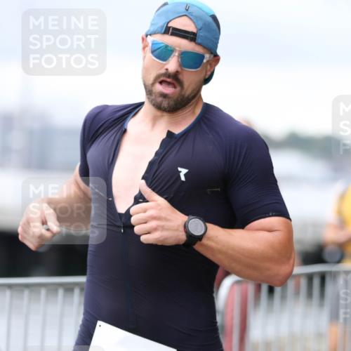 16.08.2026 - KN Förde Triathlon 2026 Antke Förster http://msf.ph/oto/10003443 16.08.2026 11:37:26 Laufen  meine-sportfotos.de