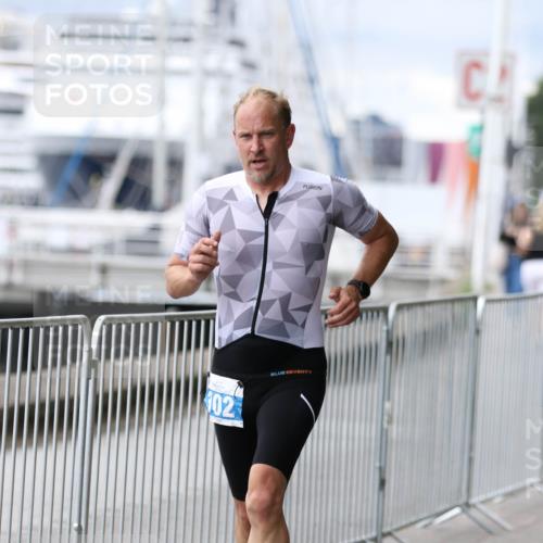 16.08.2026 - KN Förde Triathlon 2026 Antke Förster http://msf.ph/oto/10003452 16.08.2026 11:38:53 Laufen 102 meine-sportfotos.de
