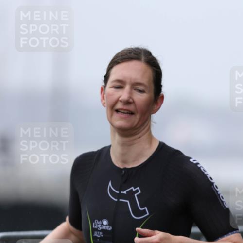 16.08.2026 - KN Förde Triathlon 2026 Antke Förster http://msf.ph/oto/10003478 16.08.2026 09:57:42 Laufen 115 meine-sportfotos.de