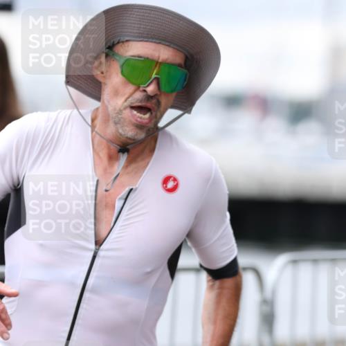 16.08.2026 - KN Förde Triathlon 2026 Antke Förster http://msf.ph/oto/10003506 16.08.2026 11:39:38 Laufen  meine-sportfotos.de