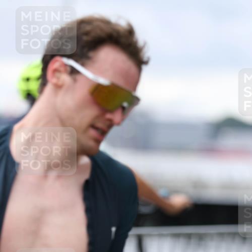 16.08.2026 - KN Förde Triathlon 2026 Antke Förster http://msf.ph/oto/10003530 16.08.2026 11:40:21 Laufen  meine-sportfotos.de