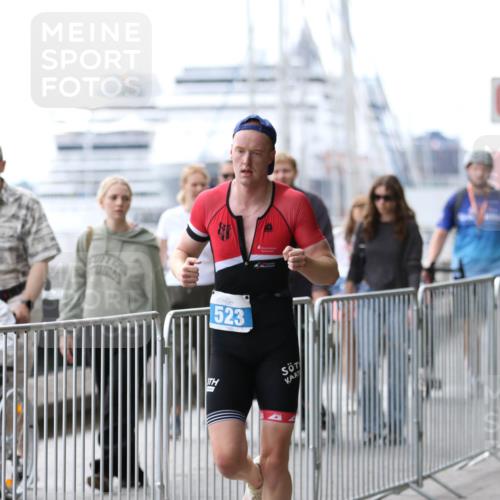 16.08.2026 - KN Förde Triathlon 2026 Antke Förster http://msf.ph/oto/10003546 16.08.2026 13:25:32 Laufen 523 meine-sportfotos.de