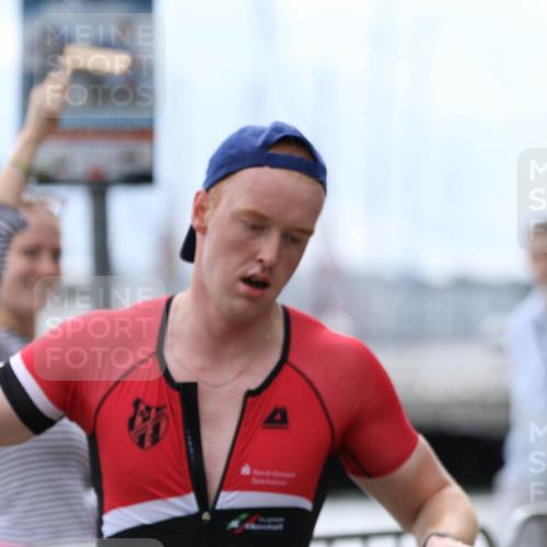 16.08.2026 - KN Förde Triathlon 2026 Antke Förster http://msf.ph/oto/10003555 16.08.2026 13:25:35 Laufen 523 meine-sportfotos.de
