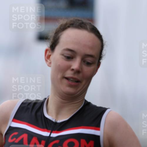 16.08.2026 - KN Förde Triathlon 2026 Antke Förster http://msf.ph/oto/10003556 16.08.2026 10:01:34 Laufen  meine-sportfotos.de